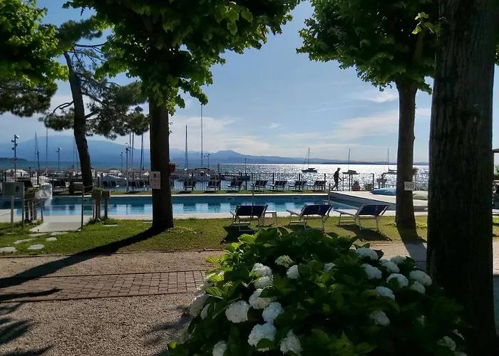Villaggio Turistico Dei Tigli
