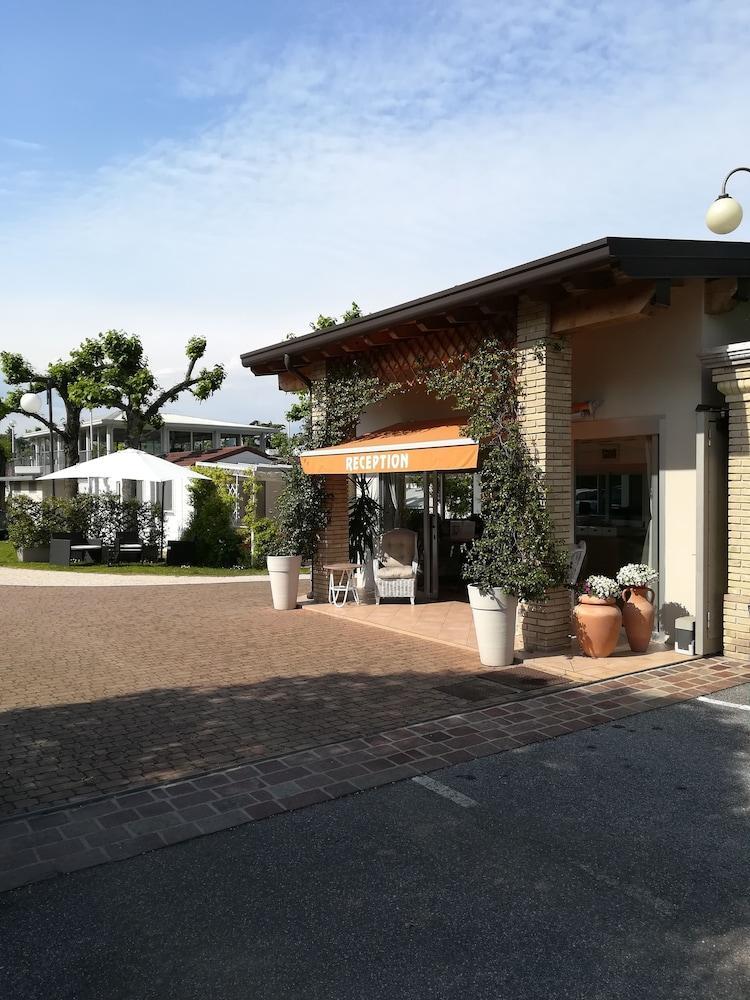 Villaggio Turistico Dei Tigli Vakantiepark